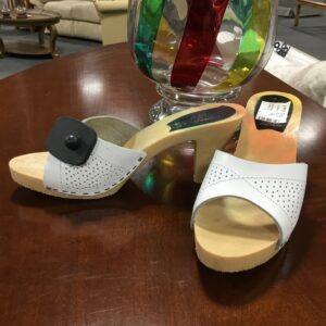 Lynetti's Sandals